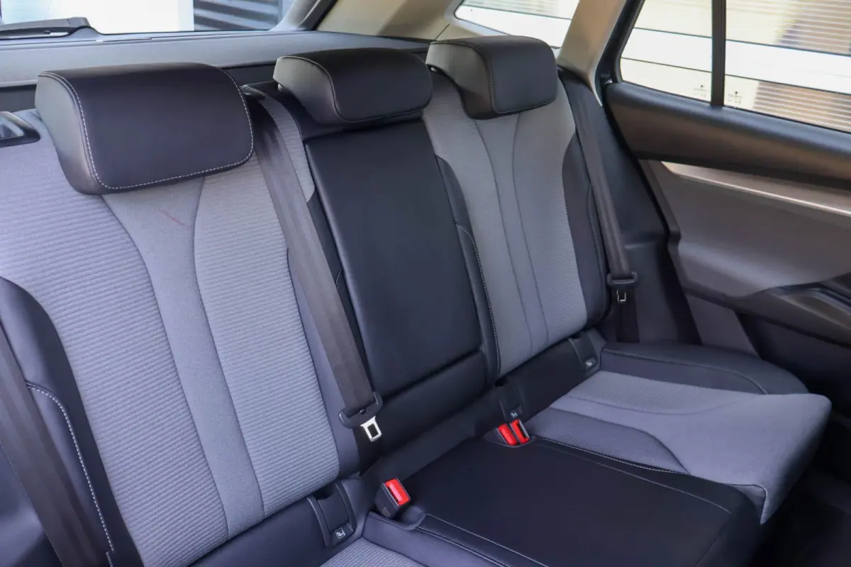 60 180pk | SoH 94% | Navigatie | Camera | Apple Carplay / Android Auto | Cruise Control