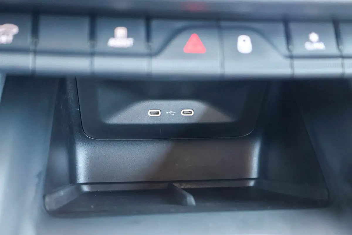 60 180pk | SoH 94% | Navigatie | Camera | Apple Carplay / Android Auto | Cruise Control