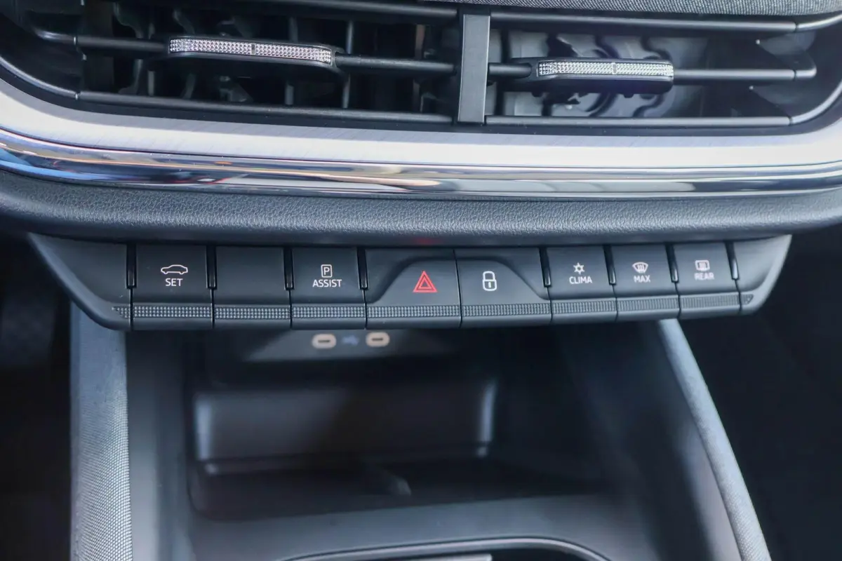 60 180pk | SoH 94% | Navigatie | Camera | Apple Carplay / Android Auto | Cruise Control