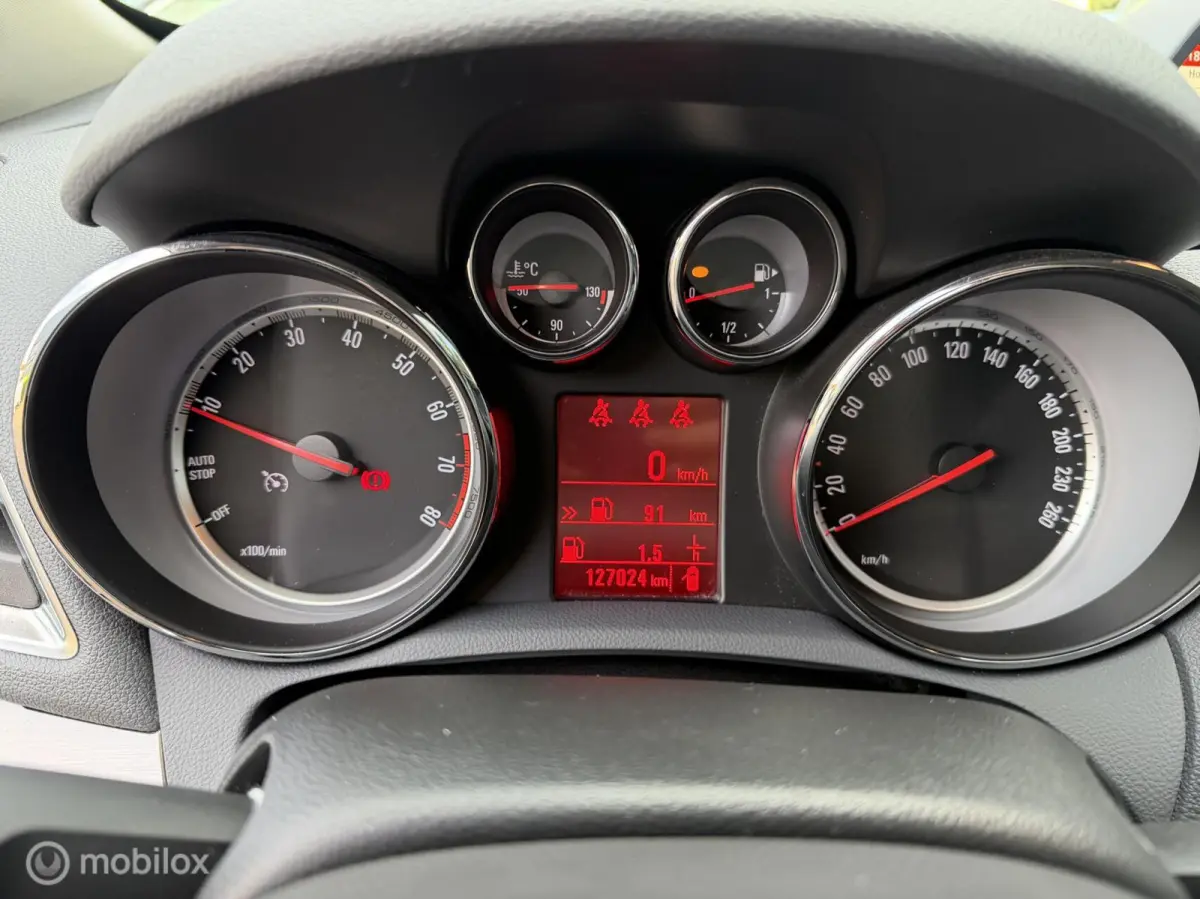 1.4 T Innovation sport 17 inch trekh navi 1ste eigenaar