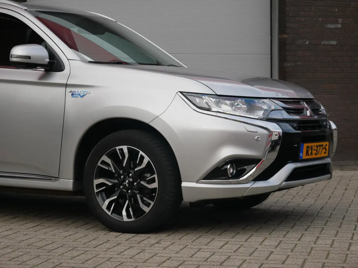 2.0 PHEV Premium Trekhaak| Camera| NAP