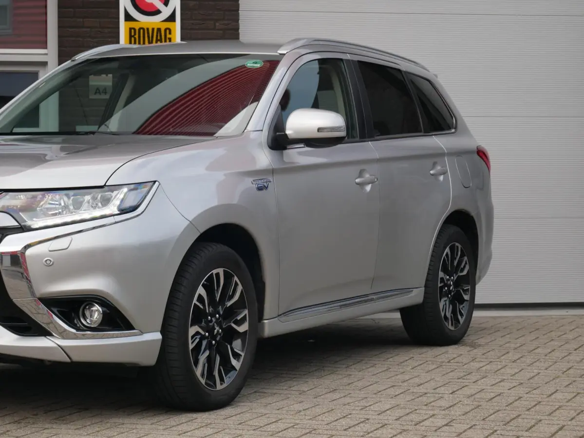 2.0 PHEV Premium Trekhaak| Camera| NAP