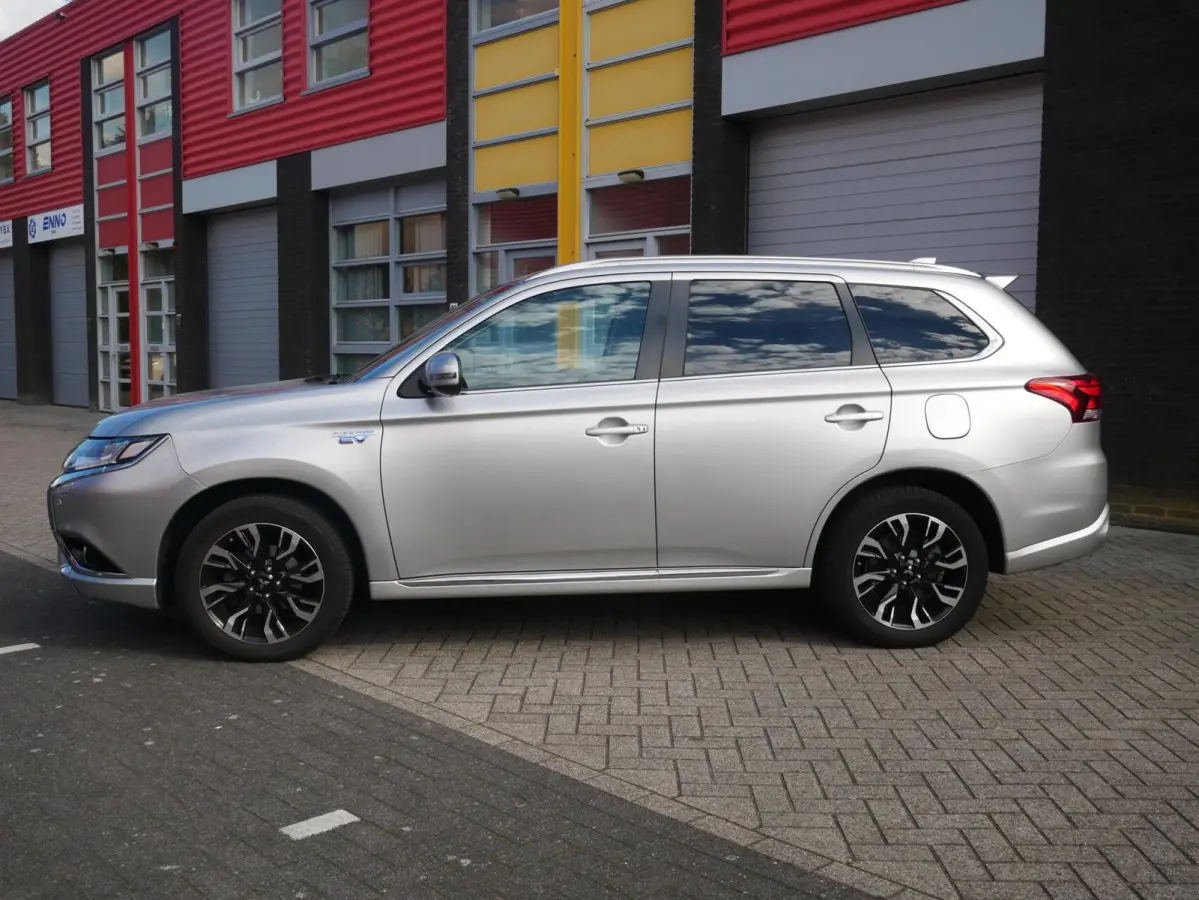 2.0 PHEV Premium Trekhaak| Camera| NAP