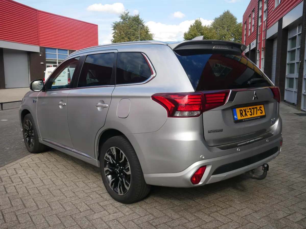 2.0 PHEV Premium Trekhaak| Camera| NAP