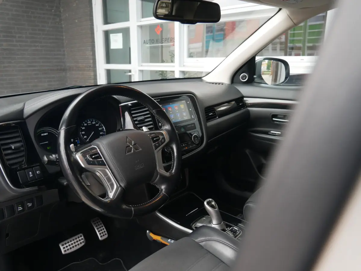 2.0 PHEV Premium Trekhaak| Camera| NAP