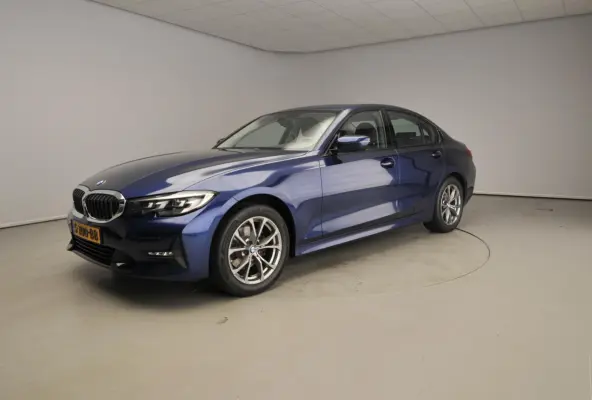 320i | LED | Navigatie | Sportstoelen | Stoelverwarming | Clima | DAB | Hifi speakers | Alu 17 inch