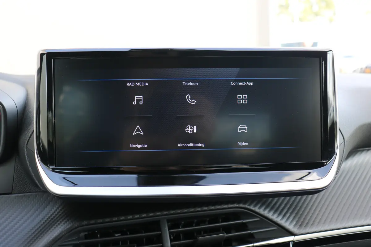 1.2 Hybrid 136 Style | Airco | Parkeersensoren achter | LED Koplampen | Cruise control | DAB |