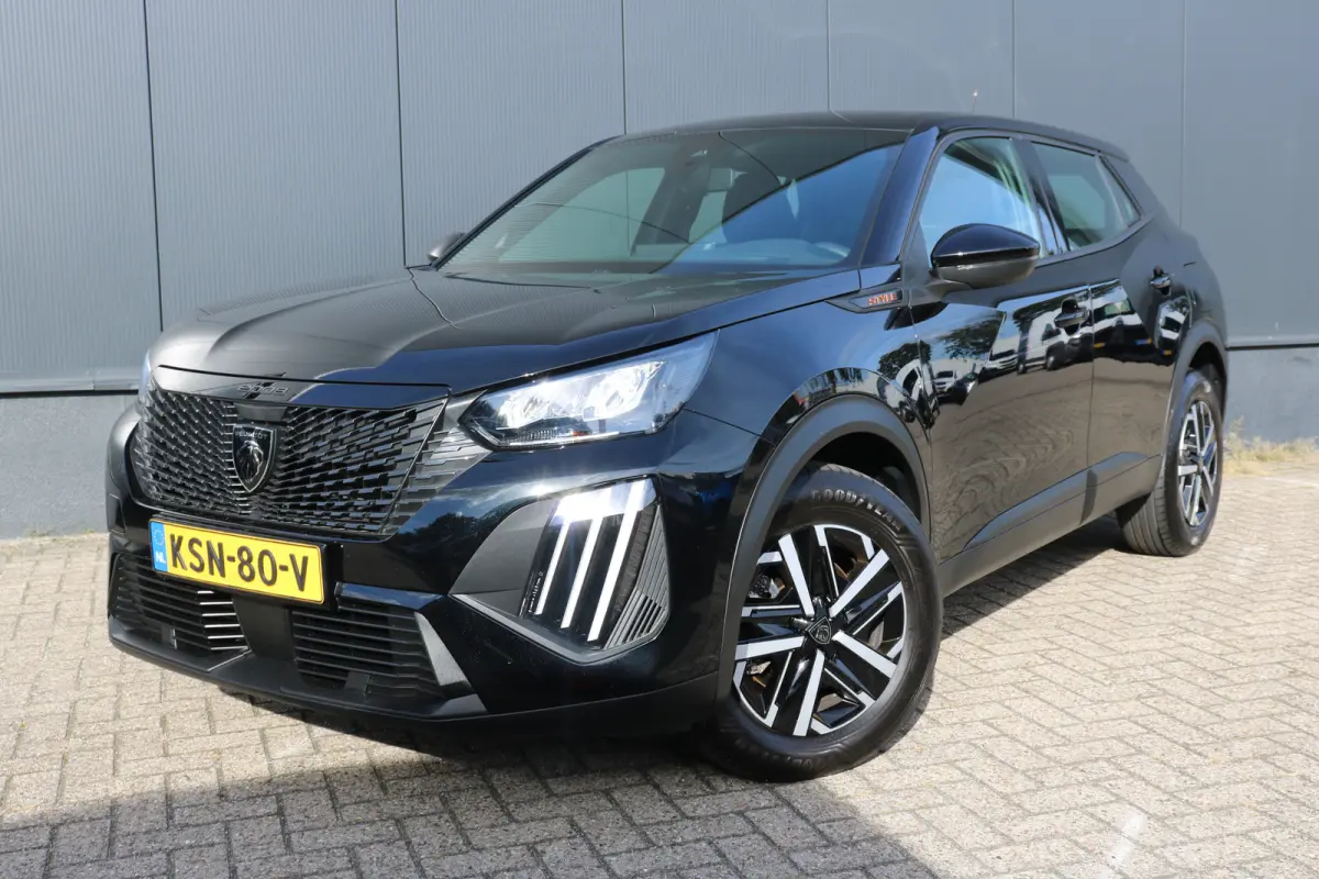 1.2 Hybrid 136 Style | Airco | Parkeersensoren achter | LED Koplampen | Cruise control | DAB |