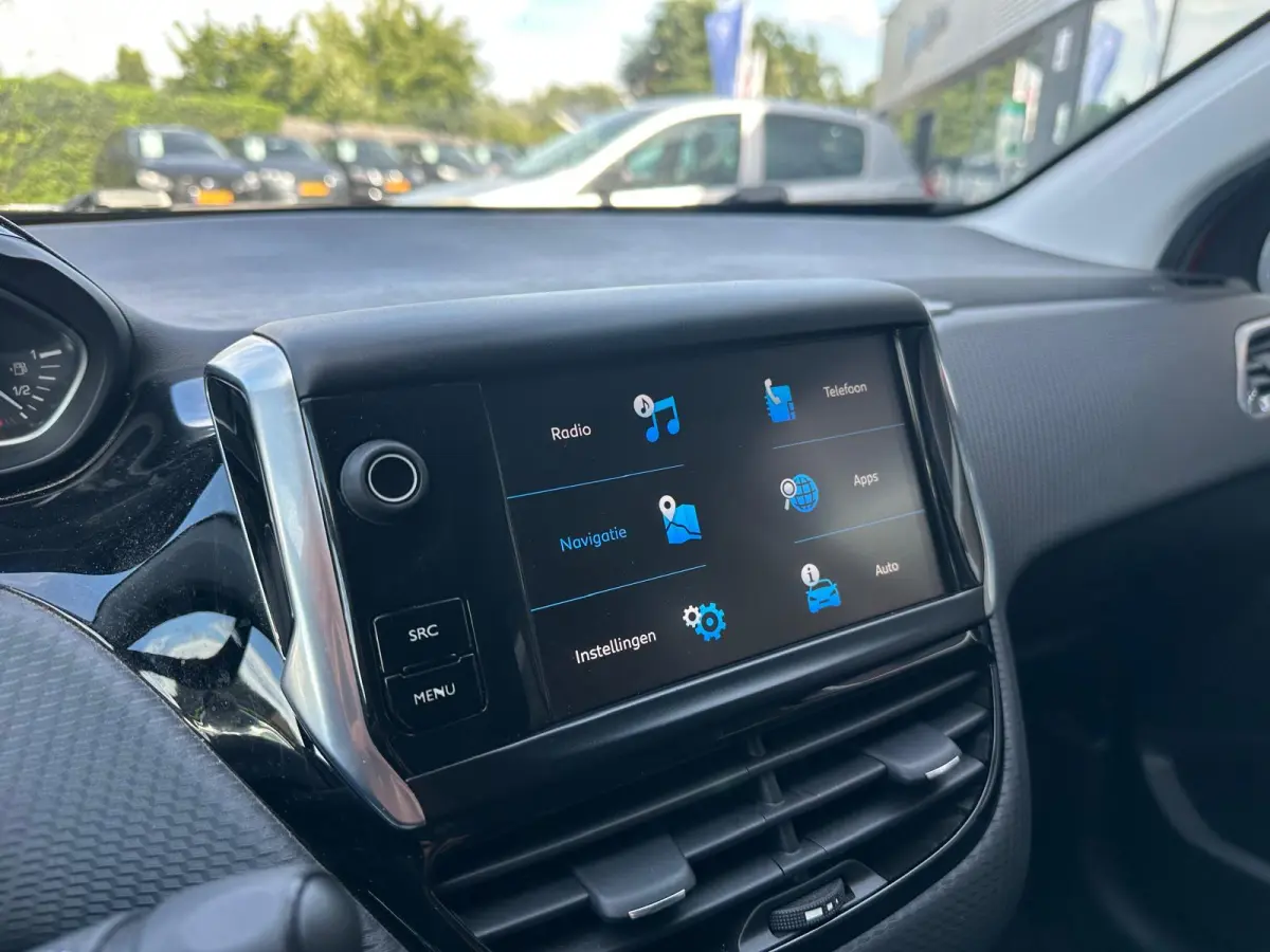 1.2 Signature, Airco, Bluetooth, Cruise, Carplay, Navi, PDC, NAP, APK