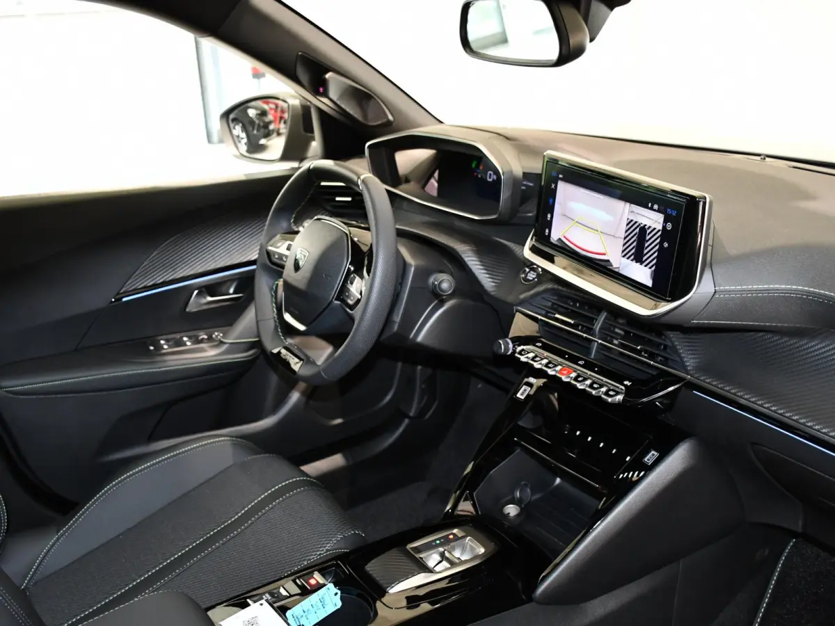 1.2 Hybrid 145 GT .