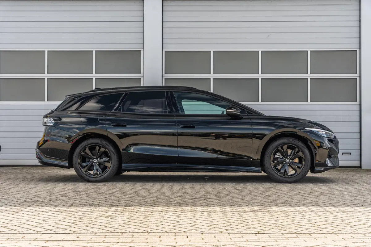 286pk Limited Edition Plus 77 kWh | Exterieur Pakket Plus | Interieur Pakket Plus