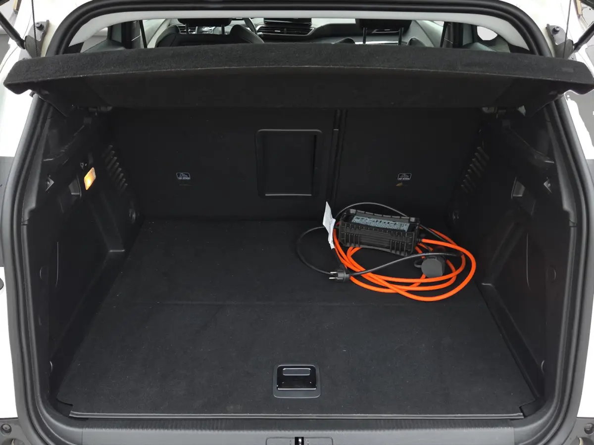 1.6 HYbrid 225 Allure Pack Business | SoH 100% | Camera | Adaptive CC | LED | Keyless | Full map navigatie | Carplay/android auto |