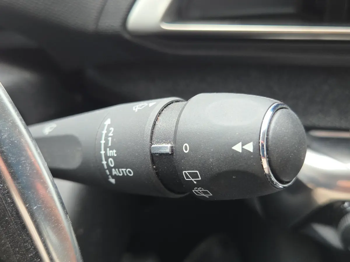 1.6 HYbrid 225 Allure Pack Business | SoH 100% | Camera | Adaptive CC | LED | Keyless | Full map navigatie | Carplay/android auto |