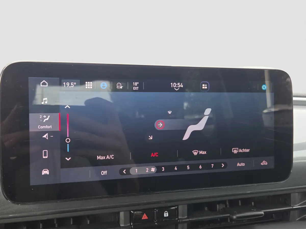 Icon 42 kWh SOH 94,12% | Camera | Full map navigatie | Carplay/android auto | 16 inch lmv |