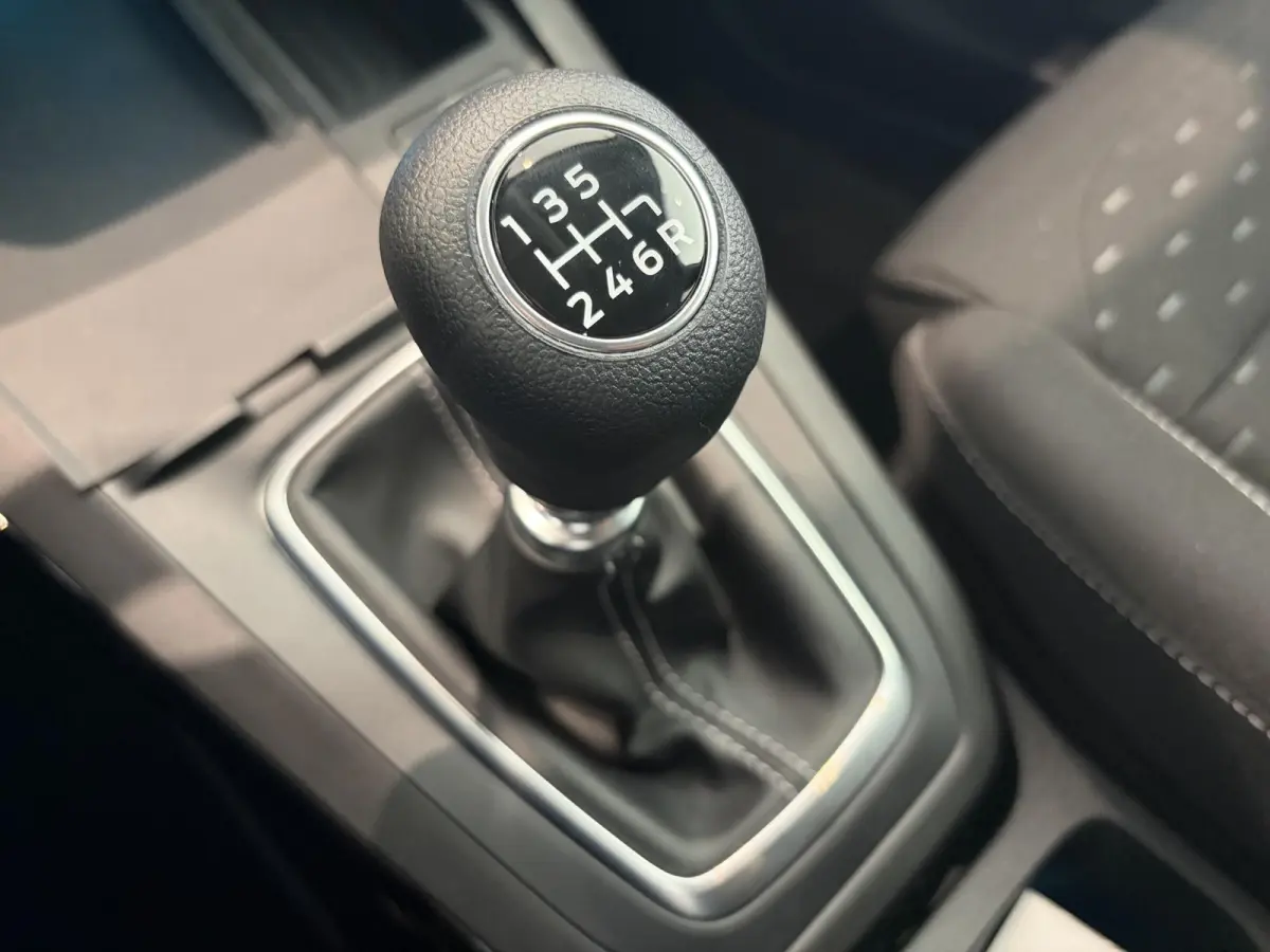 1.0 EcoBoost Titanium | € 5.000,- KORTING! | CRUISE CONTROL | ACHTERUITRIJCAMERA | PARKEERSENSOREN ACHTER | DRAADLOOS APPLE CARPLAY EN ANDROID AUTO | FULL LED KOPLAMPEN | NAVIGATIESYSTEEM 