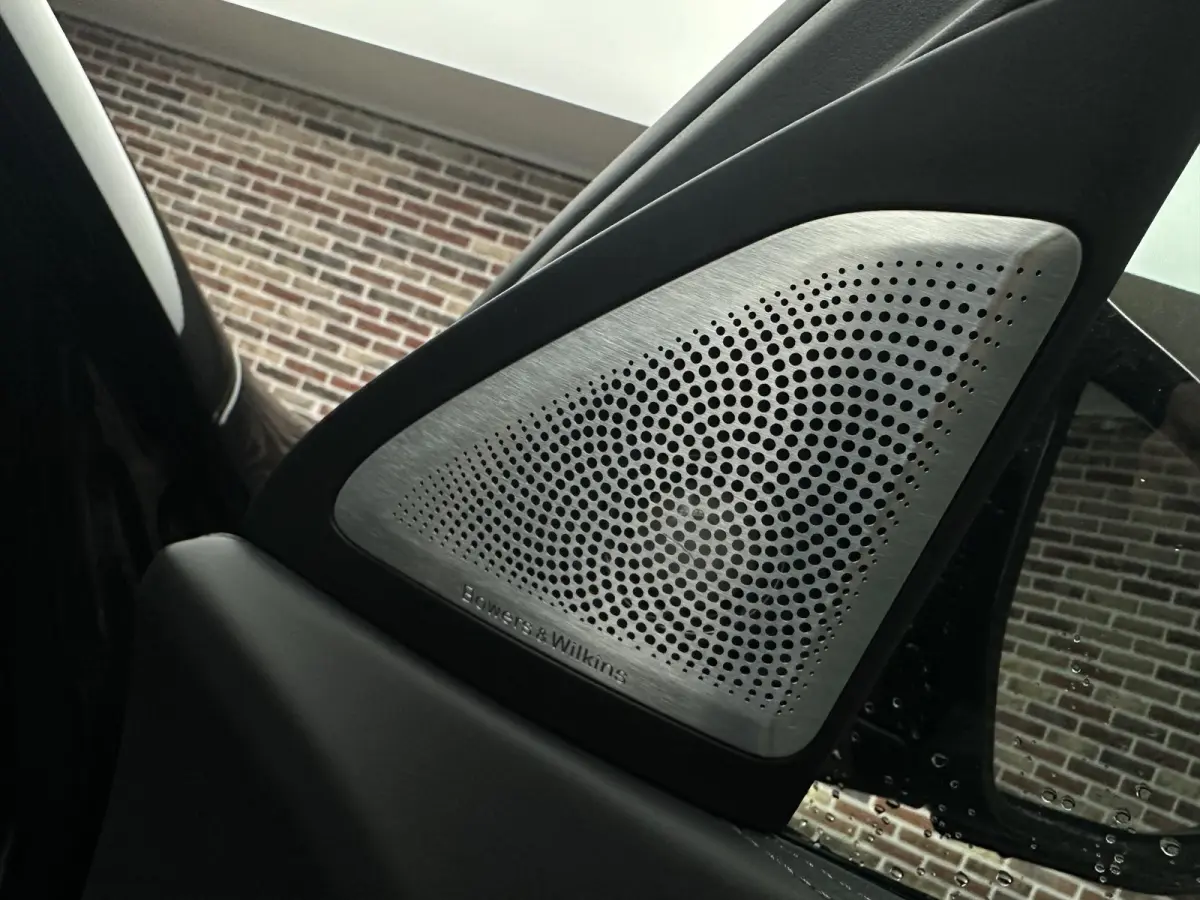 M Competition Pano| Bowers&Wilkins