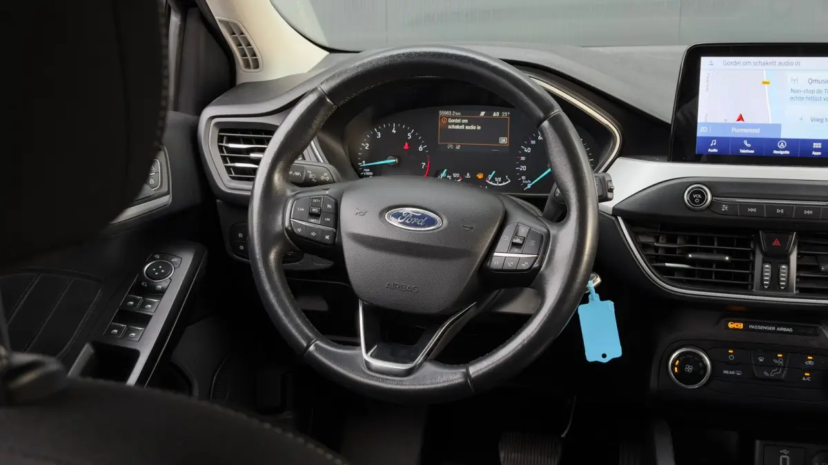 125pk 1.0 EcoBoost Titanium Business | Trekhaak | Parkeersensoren Voor & Achter | Cruise Control | Carplay | Keyless |