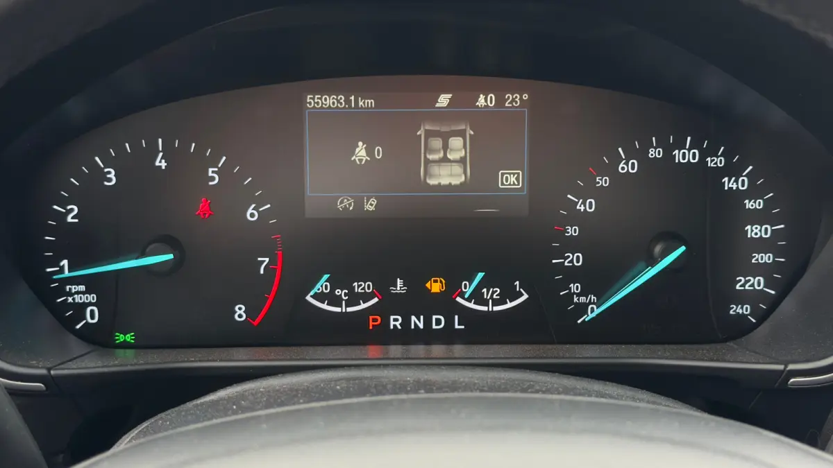 125pk 1.0 EcoBoost Titanium Business | Trekhaak | Parkeersensoren Voor & Achter | Cruise Control | Carplay | Keyless |