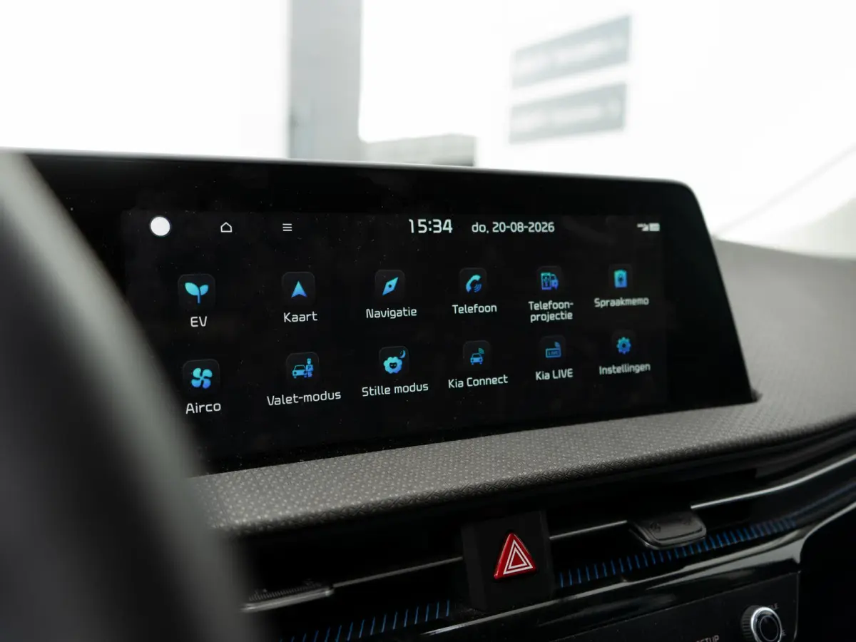 Edition Advanced 77.4 kWh | Stoel en stuurverwarming | Navigatie |
