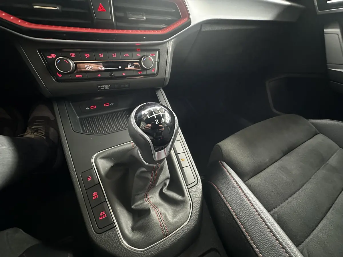 1.0 EcoTSI FR Business Intense Org NL