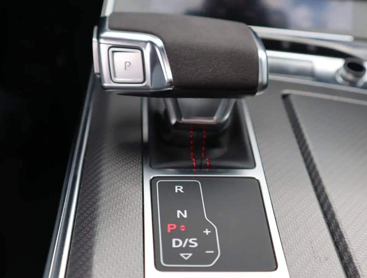 RS 6 TFSI quattro | Keramisch | Pano | Carbon | Alcantare | ABT | Softclose