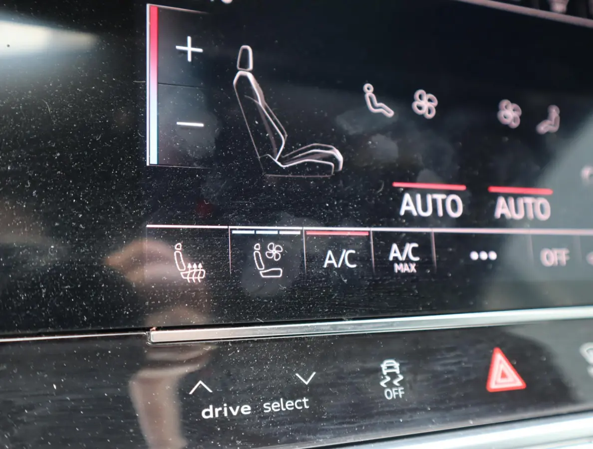 RS 6 TFSI quattro | Keramisch | Pano | Carbon | Alcantare | ABT | Softclose