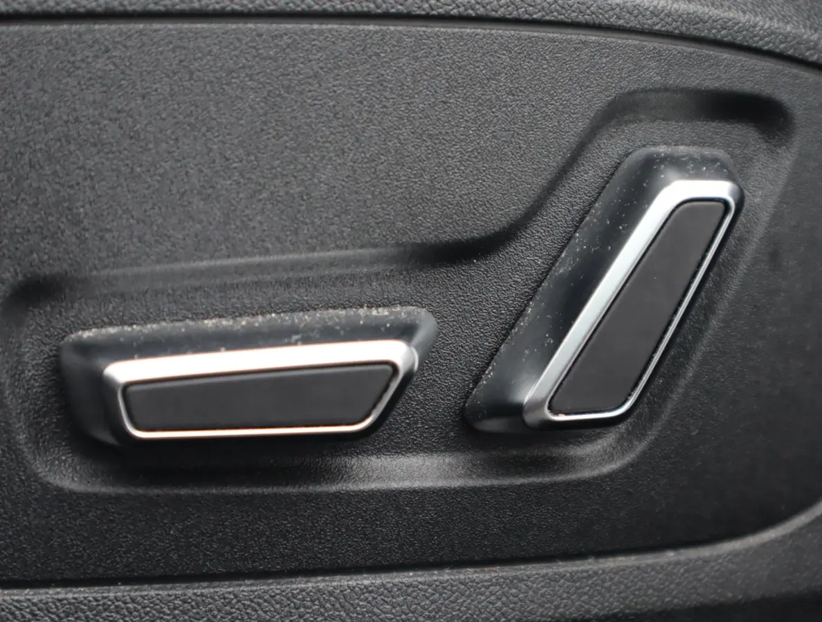RS 6 TFSI quattro | Keramisch | Pano | Carbon | Alcantare | ABT | Softclose