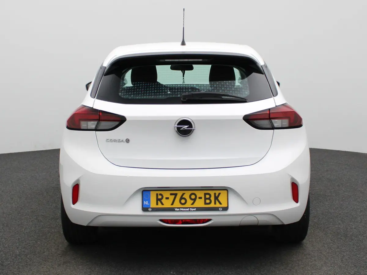 Edition 50 kWh | Cruise controle | Climate Control | Apple CarPlay/Android Auto | Digitaal Dashboard | Bluetooth