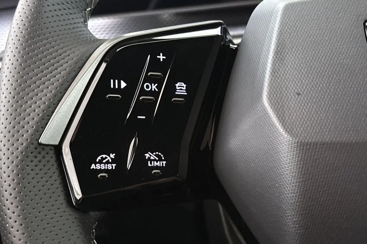 1.2 Hybrid 145 GT 7p Stoelverwarming 360 Camera Keyless Apple CarPlay