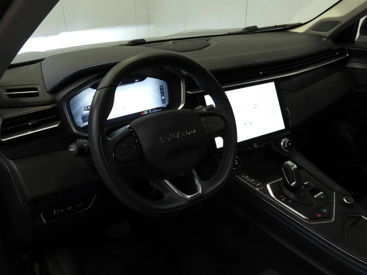 1.5 PHEV Plug-In NAVI/360CAM/SCHUIFDAK/LED/20"LMV!