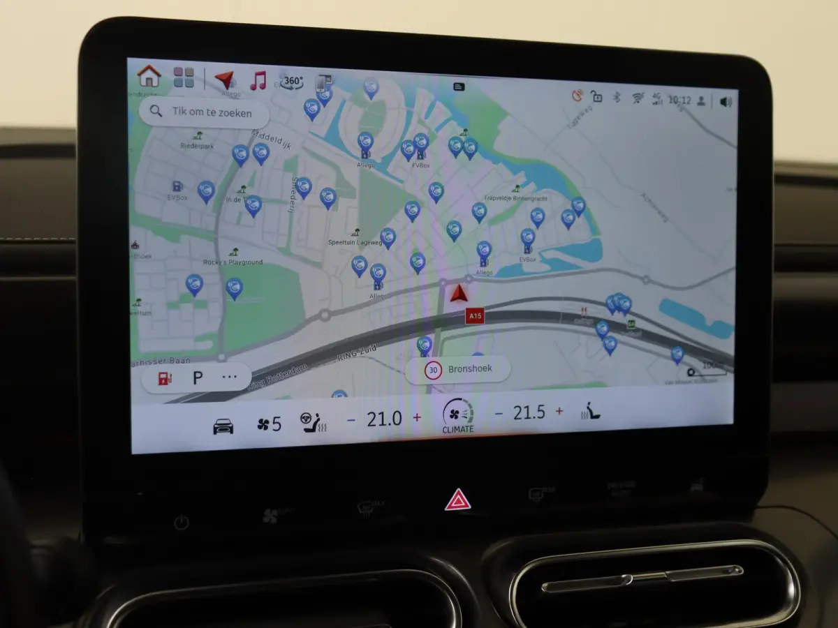 Pro+ / Stoelverwarming / 360Graden-Camera / Elektrisch-verstelbare stoelen / Apple-Android auto  /