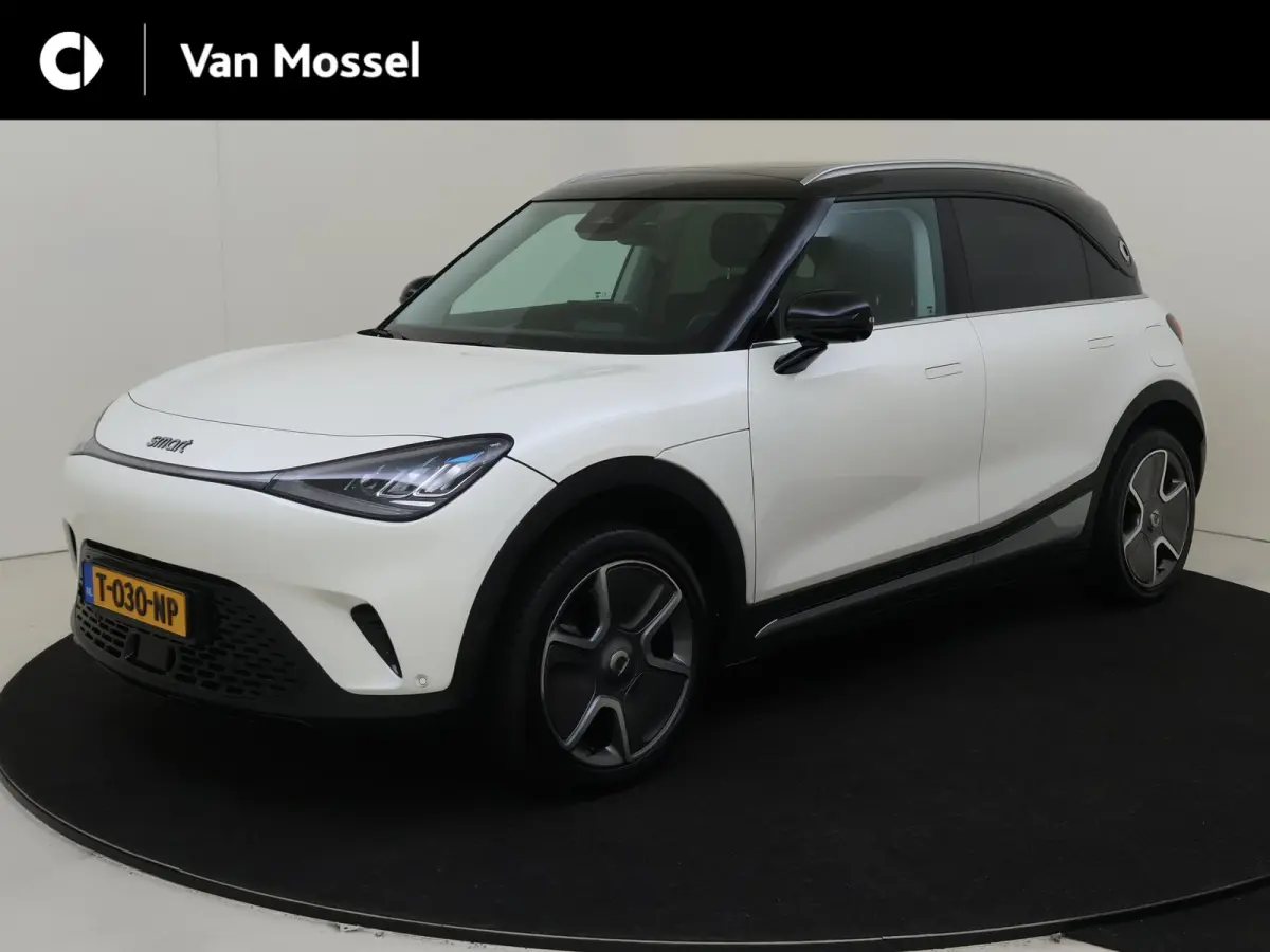 Pro+ / Stoelverwarming / 360Graden-Camera / Elektrisch-verstelbare stoelen / Apple-Android auto  /