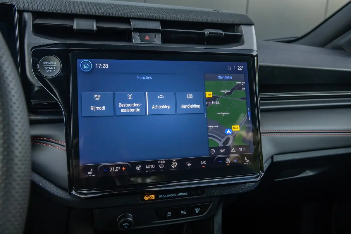 1.0 EcoBoost ST-Line X | Matrix LED | Adaptive Cruise