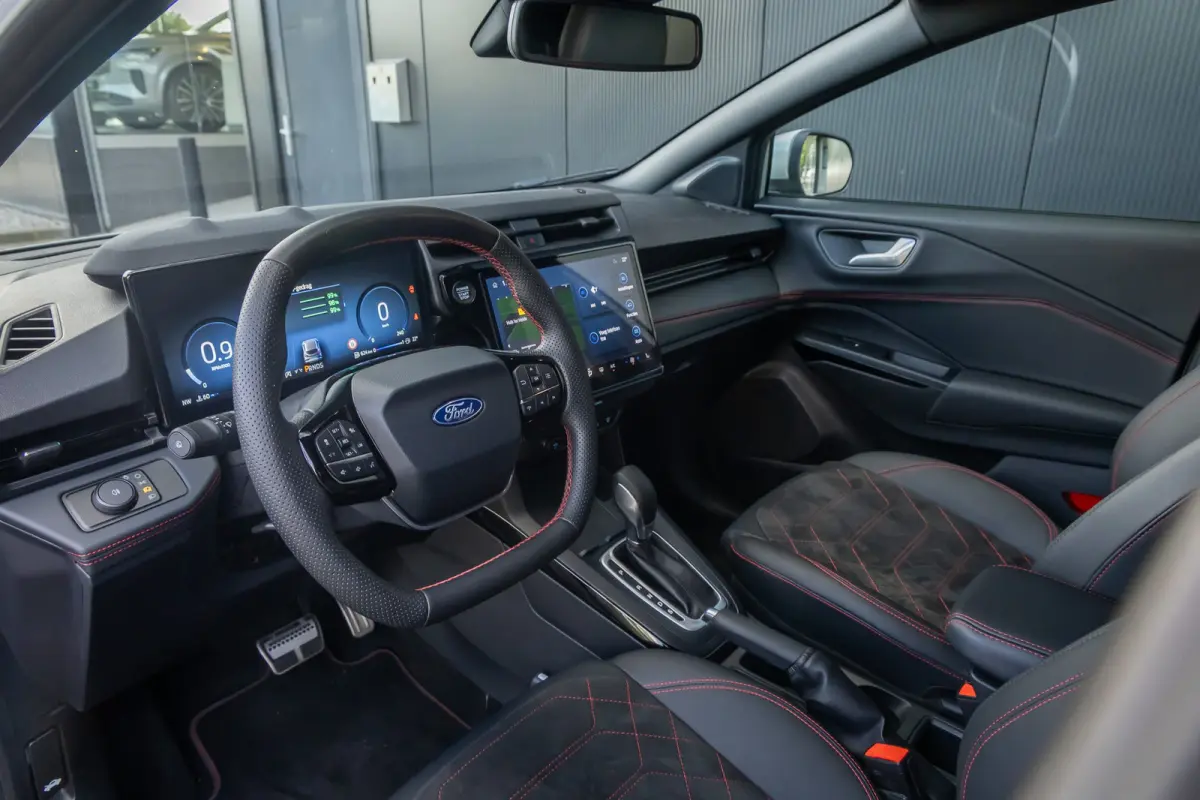 1.0 EcoBoost ST-Line X | Matrix LED | Adaptive Cruise