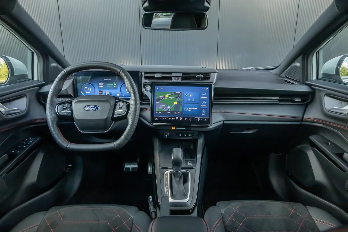 1.0 EcoBoost ST-Line X | Matrix LED | Adaptive Cruise