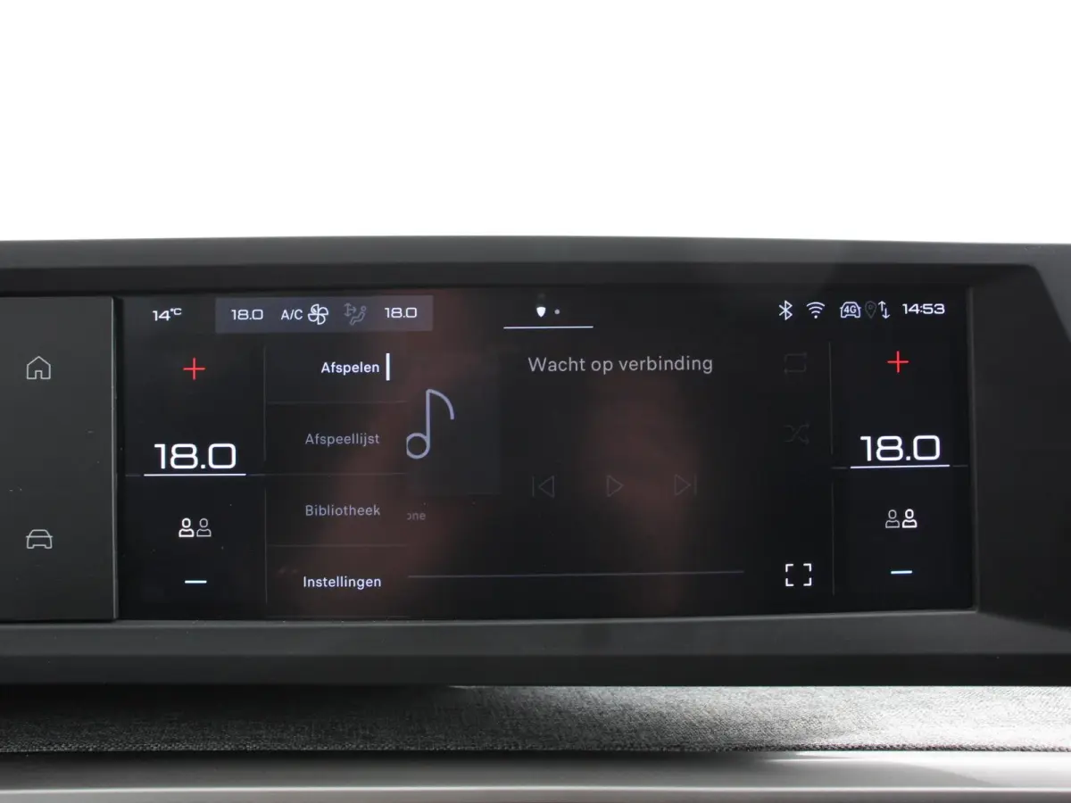 1.2 Hybrid 145pk Automaat Allure 7p Navigatie Apple Carplay/Android Auto Camera Climate control Dab Led Keyless start Lichtmetalen Velgen Parkeer sensoren