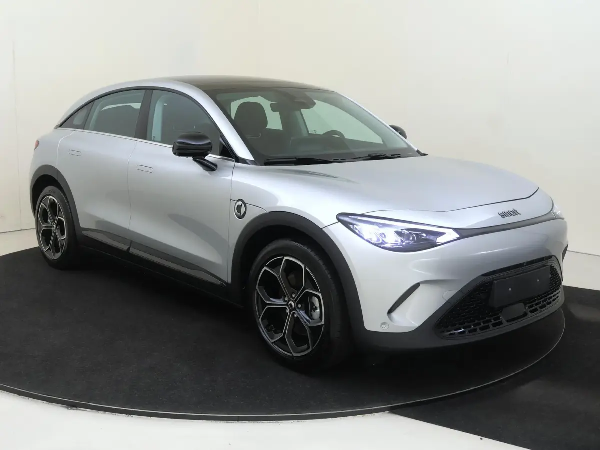 Pro 49 kWh / Verwarmd-Stuurwiel / 360Graden-Camera / DAB-Radio / Carplay /