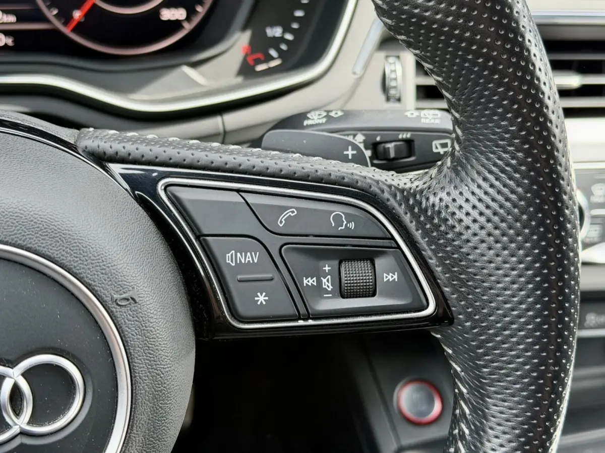 2.0 TFSI S line | Pano | Virtual | LED | NAVI+