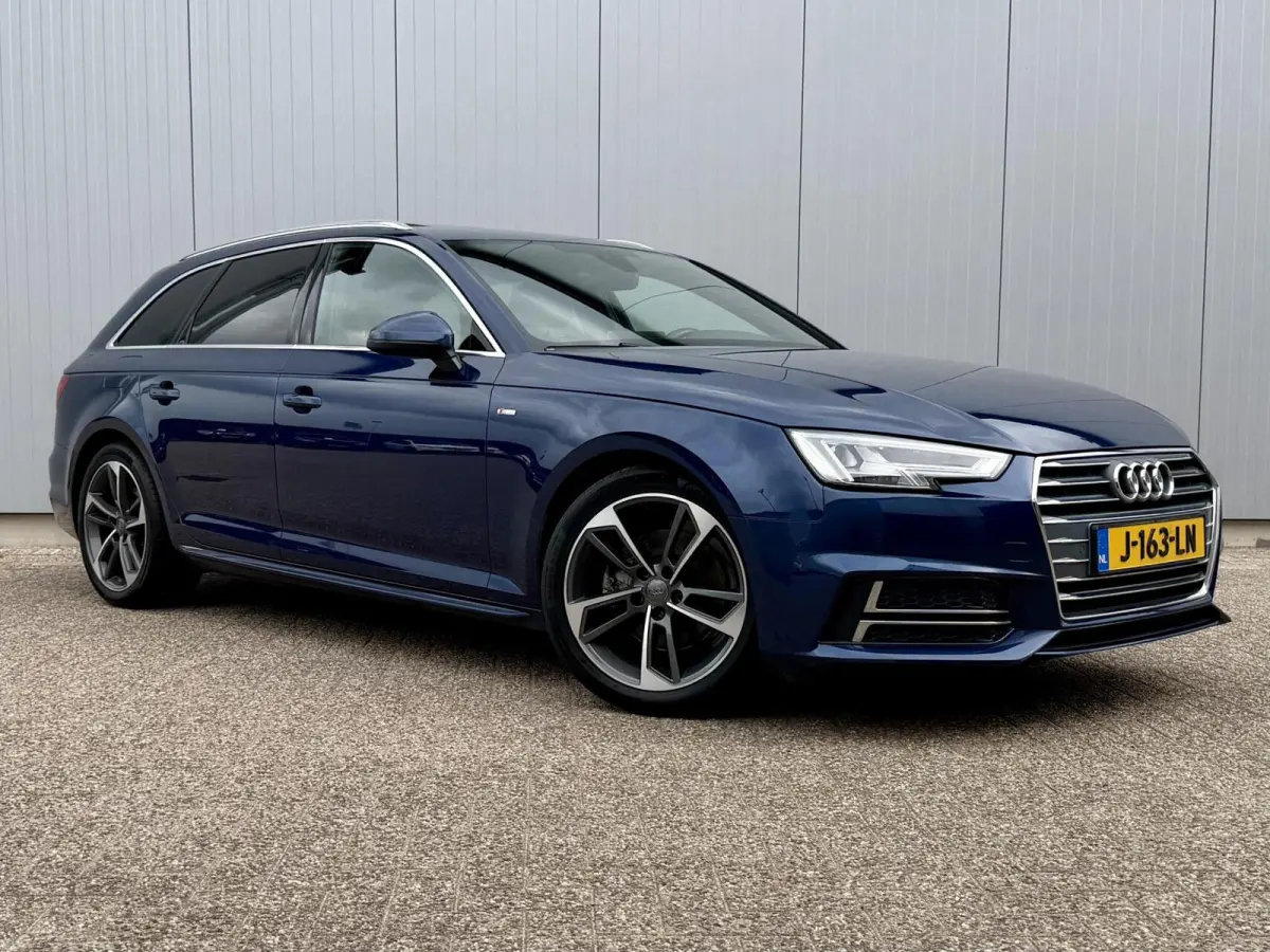 2.0 TFSI S line | Pano | Virtual | LED | NAVI+