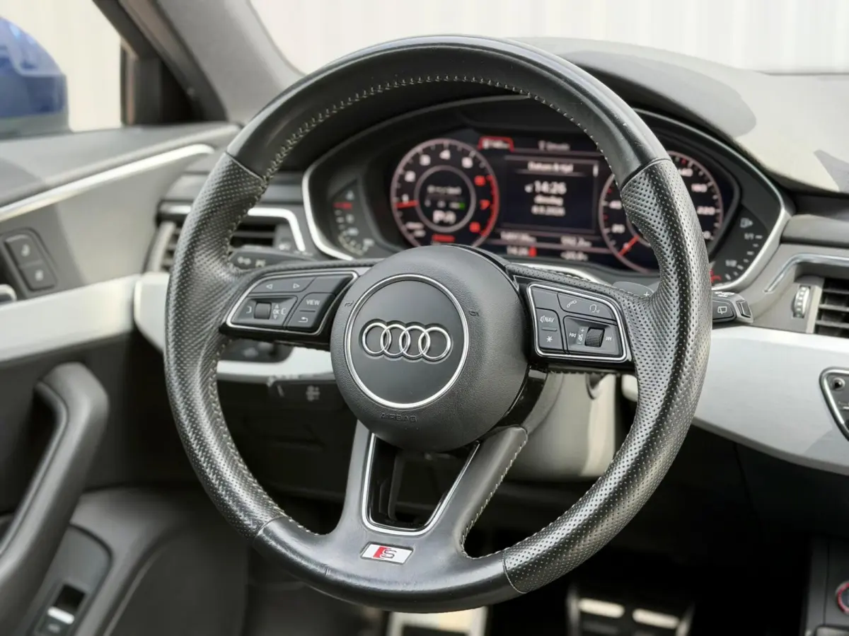 2.0 TFSI S line | Pano | Virtual | LED | NAVI+
