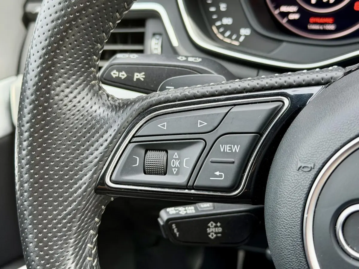 2.0 TFSI S line | Pano | Virtual | LED | NAVI+
