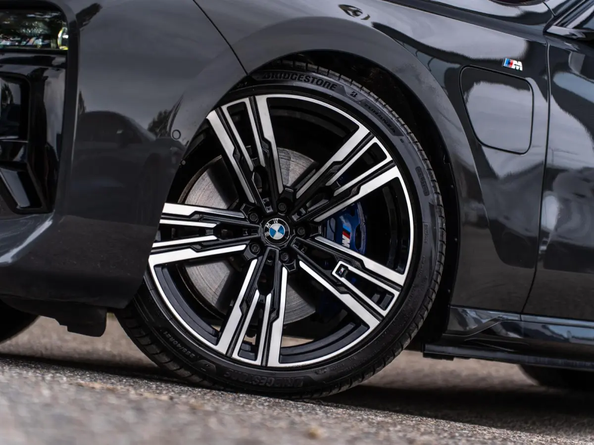 750e xDrive|PANO|B&W|4WS|EL.DEUREN|360|INCL.BTW