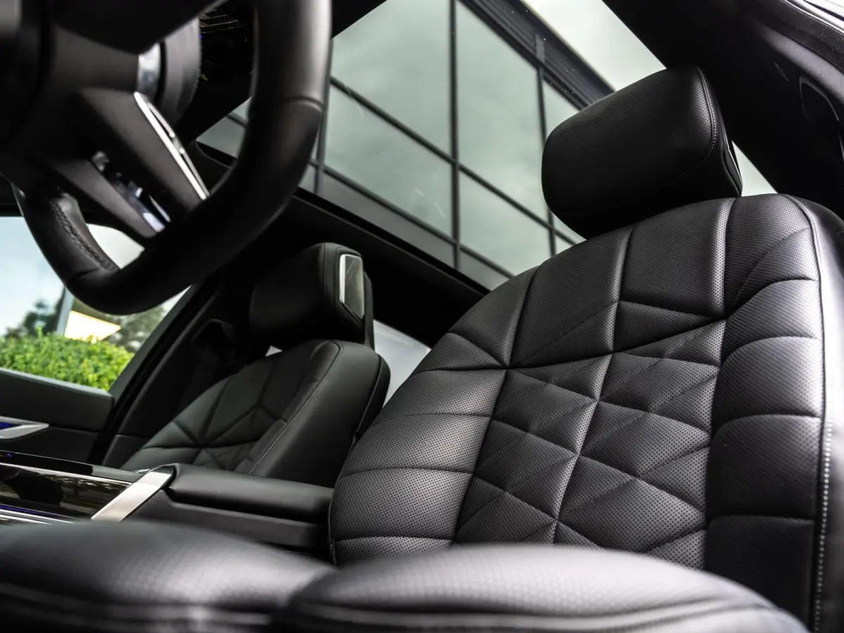 750e xDrive|PANO|B&W|4WS|EL.DEUREN|360|INCL.BTW