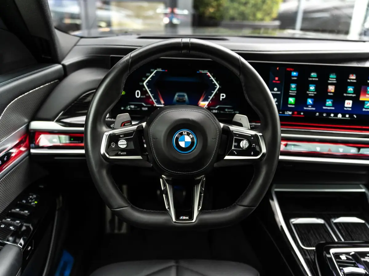 750e xDrive|PANO|B&W|4WS|EL.DEUREN|360|INCL.BTW