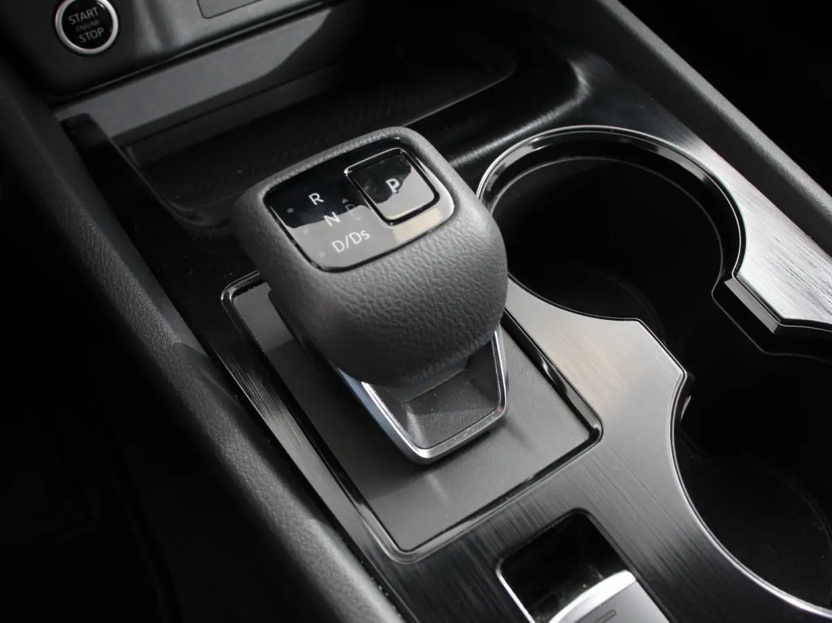 1.5 MHEV 163pk Automaat Acenta 7p. Navigatie Apple Carplay/Android Auto Climate Control Stoel verwarming Camera Keyless start Dab Adaptive Cruise Control