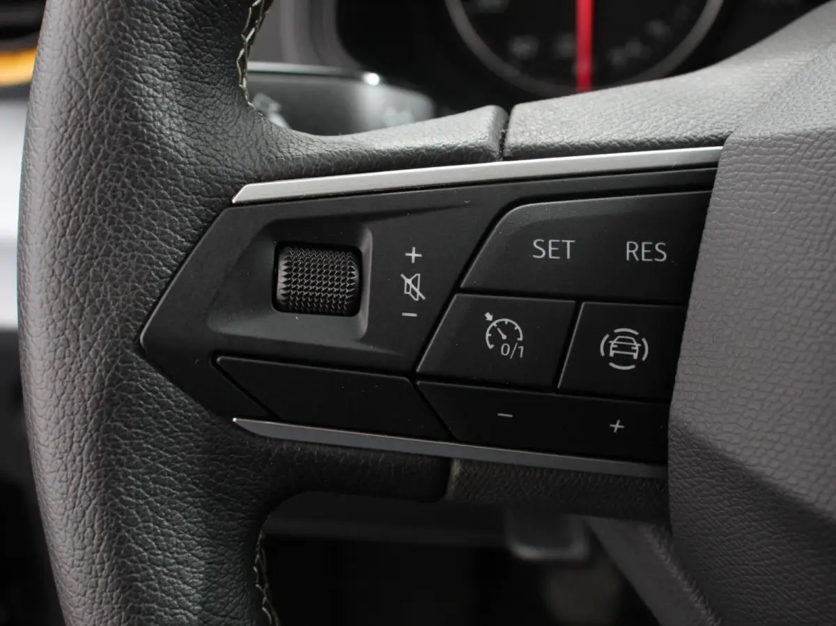 1.0 MPI Style Navigatie Apple Carplay/Android Auto Climate Control Cruise Control Bluetooth