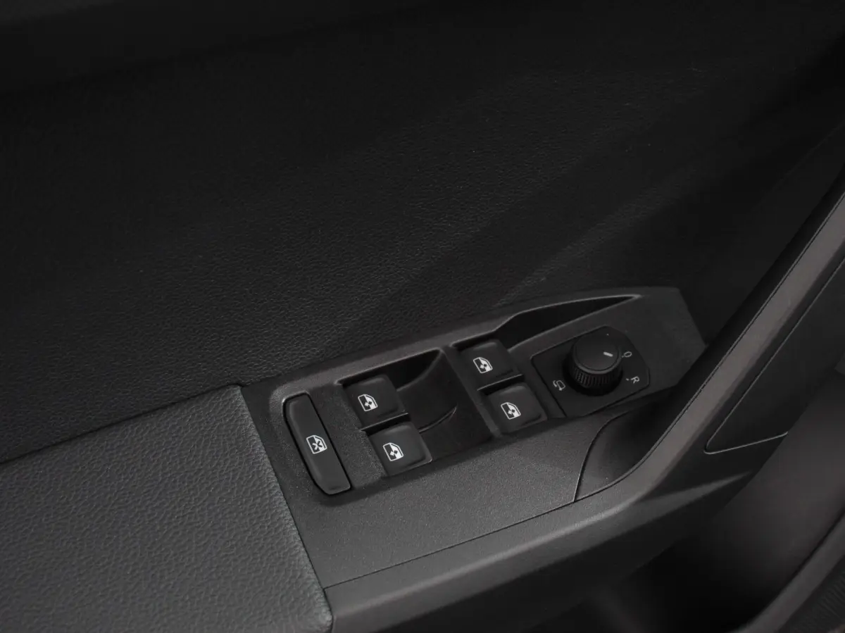 1.0 MPI Style Navigatie Apple Carplay/Android Auto Climate Control Cruise Control Bluetooth