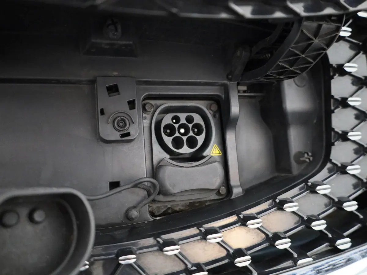 Luxury 45 kWh | Leder | Panoramadak | CarPlay | Stoelverwarming | Camera |