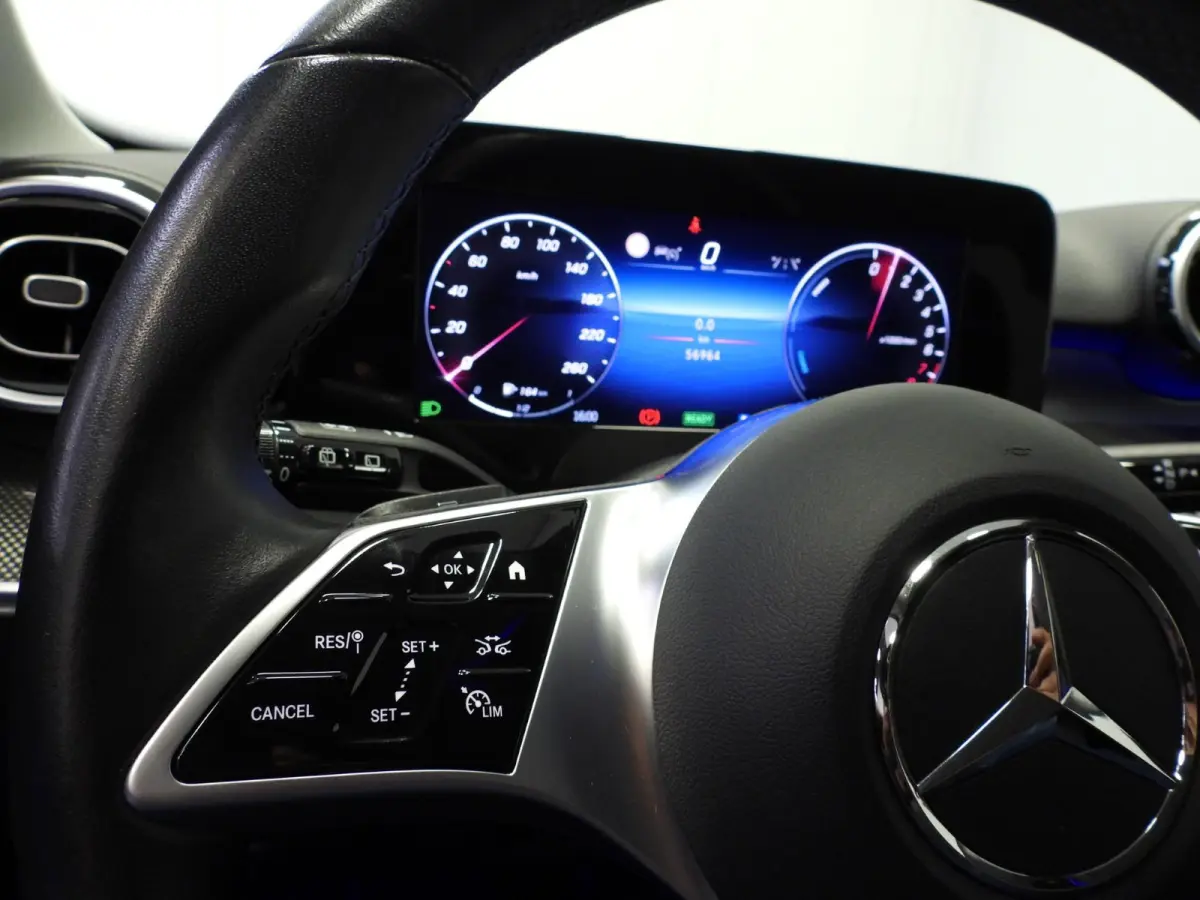 C300e Business Line NAVI/CAMERA/LED/SFEER/17"LMV!