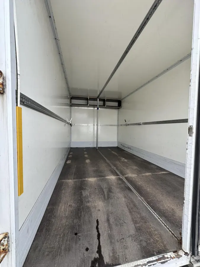 N1 35S16V 2.3 410 N1 Bakwagen met laadklep automaat